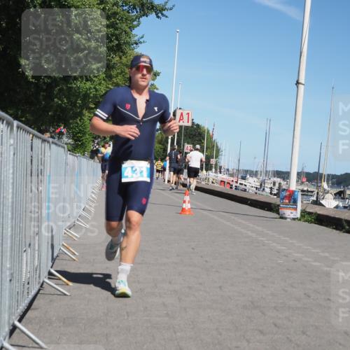 17.08.2025 - KN Förde Triathlon 2025 KatJ http://msf.ph/oto/8589992 17.08.2025 13:35:11 Laufen 428, 431 meine-sportfotos.de