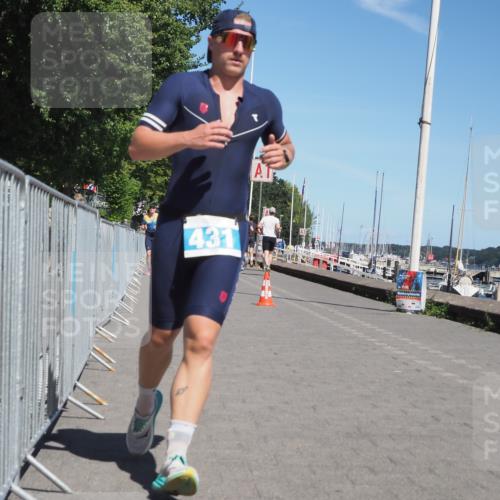 17.08.2025 - KN Förde Triathlon 2025 KatJ http://msf.ph/oto/8590013 17.08.2025 13:35:12 Laufen 396, 428, 431 meine-sportfotos.de