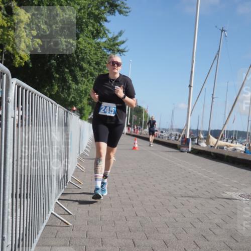 17.08.2025 - KN Förde Triathlon 2025 KatJ http://msf.ph/oto/8590065 17.08.2025 10:43:55 Laufen 188, 225, 245 meine-sportfotos.de