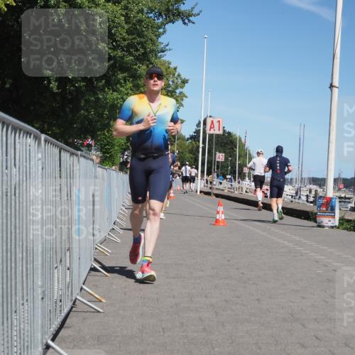 17.08.2025 - KN Förde Triathlon 2025 KatJ http://msf.ph/oto/8590083 17.08.2025 13:35:20 Laufen 396, 406, 427, 454, 487, 532 meine-sportfotos.de