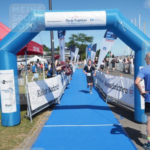 17.08.2025 - KN Förde Triathlon 2025 MichiJ http://msf.ph/oto/8590119 17.08.2025 13:48:59 Laufen 440 meine-sportfotos.de