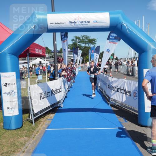 17.08.2025 - KN Förde Triathlon 2025 MichiJ http://msf.ph/oto/8590123 17.08.2025 13:48:59 Laufen 440 meine-sportfotos.de