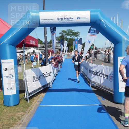 17.08.2025 - KN Förde Triathlon 2025 MichiJ http://msf.ph/oto/8590127 17.08.2025 13:48:59 Laufen 440 meine-sportfotos.de