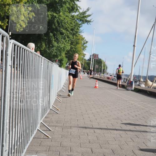 17.08.2025 - KN Förde Triathlon 2025 KatJ http://msf.ph/oto/8590164 17.08.2025 10:17:01 Laufen 131, 151, 162, 182 meine-sportfotos.de