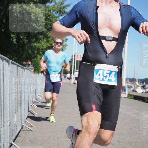 17.08.2025 - KN Förde Triathlon 2025 KatJ http://msf.ph/oto/8590165 17.08.2025 13:35:25 Laufen 406, 420, 427, 441, 454, 476, 487, 532 meine-sportfotos.de