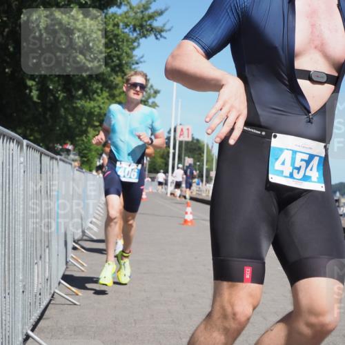 17.08.2025 - KN Förde Triathlon 2025 KatJ http://msf.ph/oto/8590170 17.08.2025 13:35:25 Laufen 406, 420, 427, 441, 454, 476, 487, 532 meine-sportfotos.de