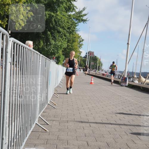 17.08.2025 - KN Förde Triathlon 2025 KatJ http://msf.ph/oto/8590171 17.08.2025 10:17:01 Laufen 131, 151, 162, 182 meine-sportfotos.de