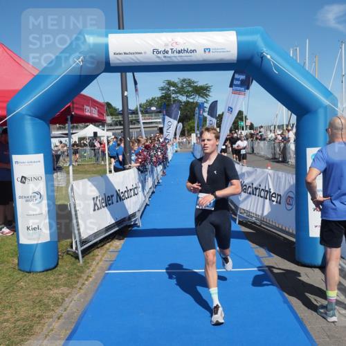 17.08.2025 - KN Förde Triathlon 2025 MichiJ http://msf.ph/oto/8590172 17.08.2025 13:49:00 Laufen 440 meine-sportfotos.de