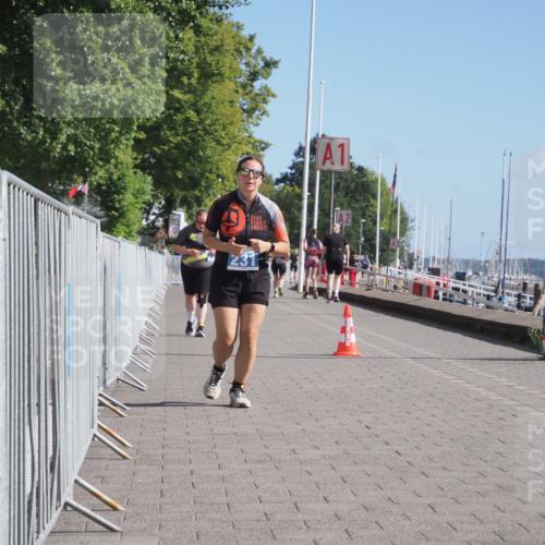 17.08.2025 - KN Förde Triathlon 2025 KatJ http://msf.ph/oto/8590173 17.08.2025 10:44:19 Laufen 231 meine-sportfotos.de