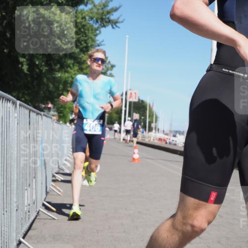 17.08.2025 - KN Förde Triathlon 2025 KatJ http://msf.ph/oto/8590175 17.08.2025 13:35:25 Laufen 406, 420, 427, 441, 454, 476, 487, 532 meine-sportfotos.de