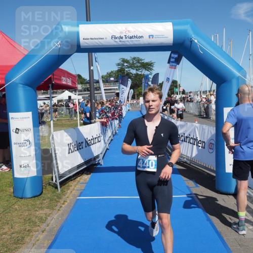 17.08.2025 - KN Förde Triathlon 2025 MichiJ http://msf.ph/oto/8590183 17.08.2025 13:49:01 Laufen 440 meine-sportfotos.de