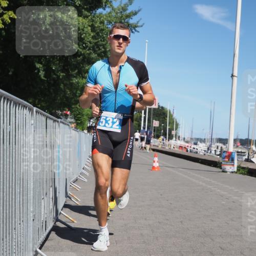 17.08.2025 - KN Förde Triathlon 2025 KatJ http://msf.ph/oto/8590223 17.08.2025 13:35:26 Laufen 406, 420, 427, 441, 454, 476, 487, 532 meine-sportfotos.de