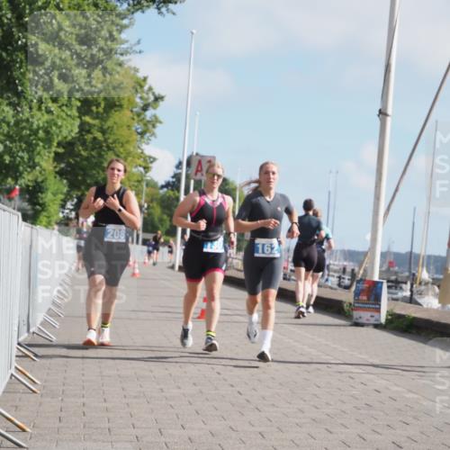 17.08.2025 - KN Förde Triathlon 2025 KatJ http://msf.ph/oto/8590253 17.08.2025 10:17:08 Laufen 130, 162, 208 meine-sportfotos.de