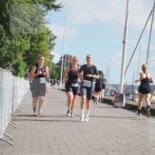 17.08.2025 - KN Förde Triathlon 2025 KatJ http://msf.ph/oto/8590262 17.08.2025 10:17:09 Laufen 130, 162, 208 meine-sportfotos.de