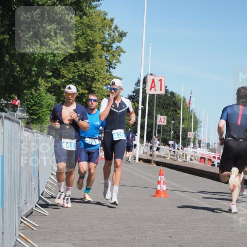 17.08.2025 - KN Förde Triathlon 2025 KatJ http://msf.ph/oto/8590287 17.08.2025 13:35:30 Laufen 420, 441, 476, 487 meine-sportfotos.de