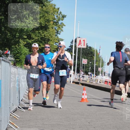 17.08.2025 - KN Förde Triathlon 2025 KatJ http://msf.ph/oto/8590293 17.08.2025 13:35:30 Laufen 420, 441, 476, 487 meine-sportfotos.de