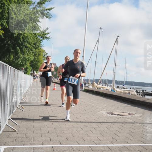 17.08.2025 - KN Förde Triathlon 2025 KatJ http://msf.ph/oto/8590297 17.08.2025 10:17:10 Laufen 130, 162, 208 meine-sportfotos.de