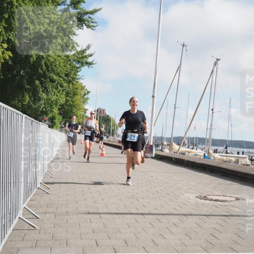 17.08.2025 - KN Förde Triathlon 2025 KatJ http://msf.ph/oto/8590384 17.08.2025 10:17:20 Laufen 103, 176, 180, 244 meine-sportfotos.de