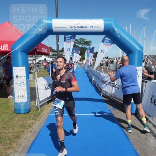 17.08.2025 - KN Förde Triathlon 2025 MichiJ http://msf.ph/oto/8590391 17.08.2025 13:49:31 Laufen 467 meine-sportfotos.de