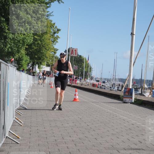 17.08.2025 - KN Förde Triathlon 2025 KatJ http://msf.ph/oto/8590395 17.08.2025 10:45:04 Laufen 197 meine-sportfotos.de