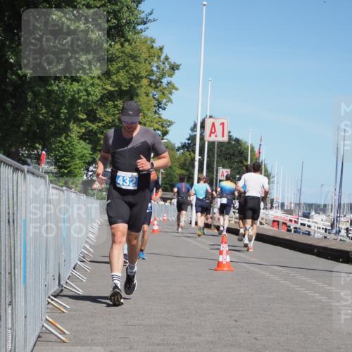 17.08.2025 - KN Förde Triathlon 2025 KatJ http://msf.ph/oto/8590402 17.08.2025 13:35:37 Laufen 424, 432, 476, 500 meine-sportfotos.de