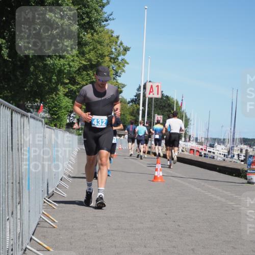 17.08.2025 - KN Förde Triathlon 2025 KatJ http://msf.ph/oto/8590413 17.08.2025 13:35:37 Laufen 424, 432, 476, 500 meine-sportfotos.de