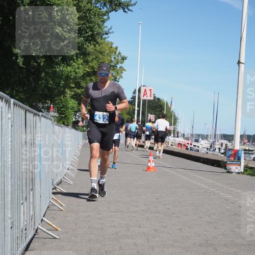 17.08.2025 - KN Förde Triathlon 2025 KatJ http://msf.ph/oto/8590432 17.08.2025 13:35:38 Laufen 424, 432, 500 meine-sportfotos.de