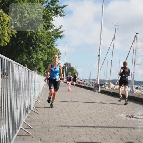 17.08.2025 - KN Förde Triathlon 2025 KatJ http://msf.ph/oto/8590499 17.08.2025 10:17:26 Laufen 103, 176, 180 meine-sportfotos.de