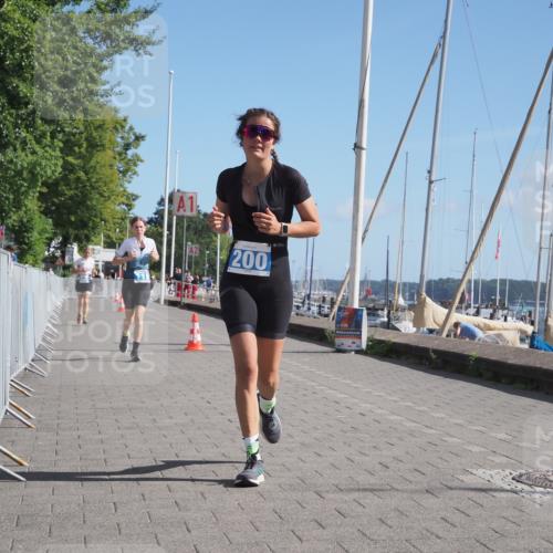 17.08.2025 - KN Förde Triathlon 2025 KatJ http://msf.ph/oto/8590547 17.08.2025 10:45:19 Laufen 118, 200, 249 meine-sportfotos.de