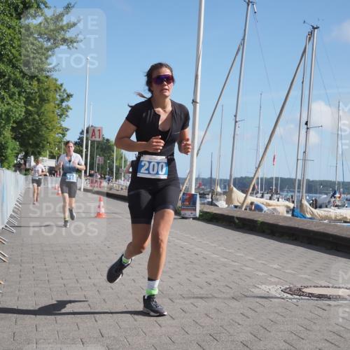 17.08.2025 - KN Förde Triathlon 2025 KatJ http://msf.ph/oto/8590564 17.08.2025 10:45:19 Laufen 118, 200, 249 meine-sportfotos.de