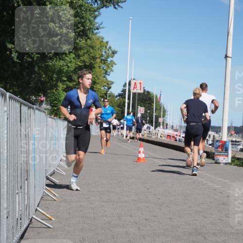 17.08.2025 - KN Förde Triathlon 2025 KatJ http://msf.ph/oto/8590606 17.08.2025 13:35:49 Laufen 455, 472, 498 meine-sportfotos.de