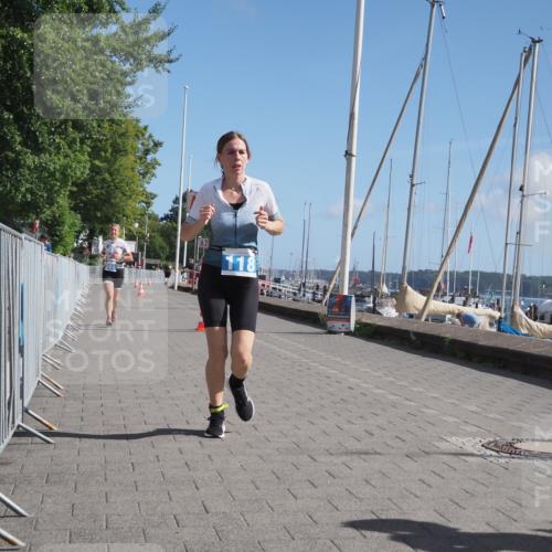 17.08.2025 - KN Förde Triathlon 2025 KatJ http://msf.ph/oto/8590675 17.08.2025 10:45:22 Laufen 118, 200, 249 meine-sportfotos.de