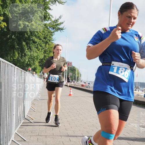 17.08.2025 - KN Förde Triathlon 2025 KatJ http://msf.ph/oto/8590729 17.08.2025 10:17:43 Laufen 102, 156, 186 meine-sportfotos.de