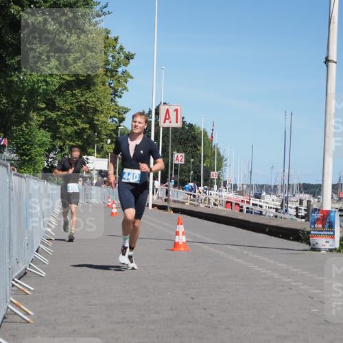 17.08.2025 - KN Förde Triathlon 2025 KatJ http://msf.ph/oto/8590762 17.08.2025 13:36:14 Laufen 440, 465 meine-sportfotos.de
