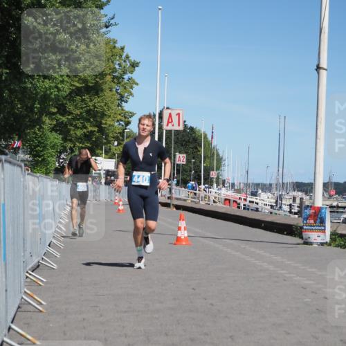17.08.2025 - KN Förde Triathlon 2025 KatJ http://msf.ph/oto/8590774 17.08.2025 13:36:14 Laufen 440, 465 meine-sportfotos.de