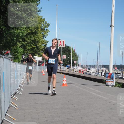 17.08.2025 - KN Förde Triathlon 2025 KatJ http://msf.ph/oto/8590781 17.08.2025 13:36:14 Laufen 440, 465 meine-sportfotos.de