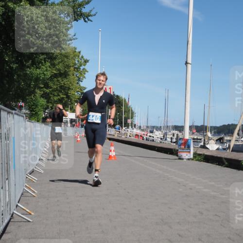 17.08.2025 - KN Förde Triathlon 2025 KatJ http://msf.ph/oto/8590791 17.08.2025 13:36:15 Laufen 440, 465 meine-sportfotos.de