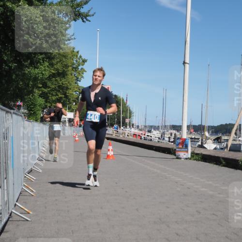 17.08.2025 - KN Förde Triathlon 2025 KatJ http://msf.ph/oto/8590801 17.08.2025 13:36:15 Laufen 440, 465 meine-sportfotos.de