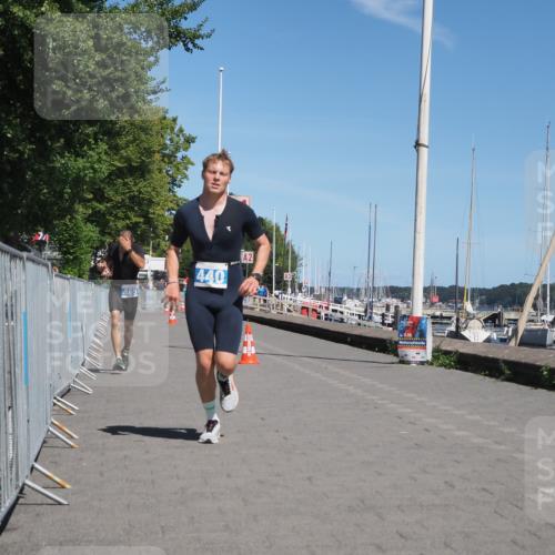 17.08.2025 - KN Förde Triathlon 2025 KatJ http://msf.ph/oto/8590812 17.08.2025 13:36:15 Laufen 440, 465 meine-sportfotos.de