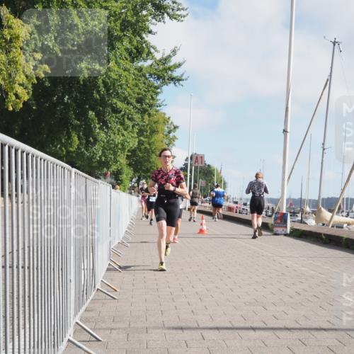 17.08.2025 - KN Förde Triathlon 2025 KatJ http://msf.ph/oto/8590826 17.08.2025 10:17:56 Laufen 143, 173, 204 meine-sportfotos.de