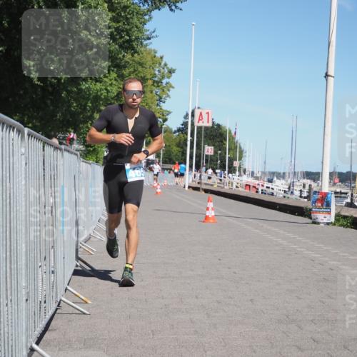 17.08.2025 - KN Förde Triathlon 2025 KatJ http://msf.ph/oto/8590868 17.08.2025 13:36:18 Laufen 440, 465 meine-sportfotos.de