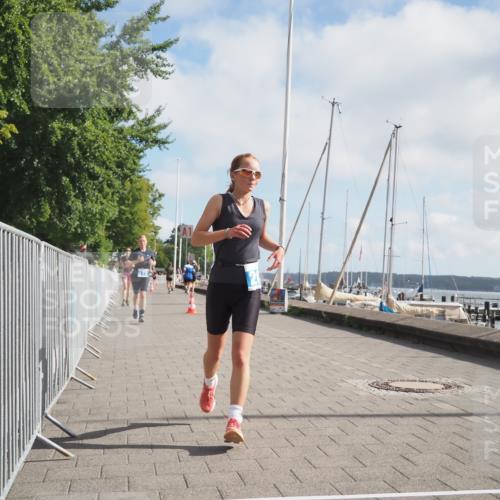 17.08.2025 - KN Förde Triathlon 2025 KatJ http://msf.ph/oto/8590895 17.08.2025 10:17:59 Laufen 143, 173, 188, 204 meine-sportfotos.de