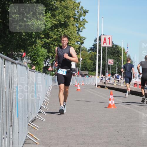 17.08.2025 - KN Förde Triathlon 2025 KatJ http://msf.ph/oto/8590903 17.08.2025 13:36:27 Laufen 491 meine-sportfotos.de
