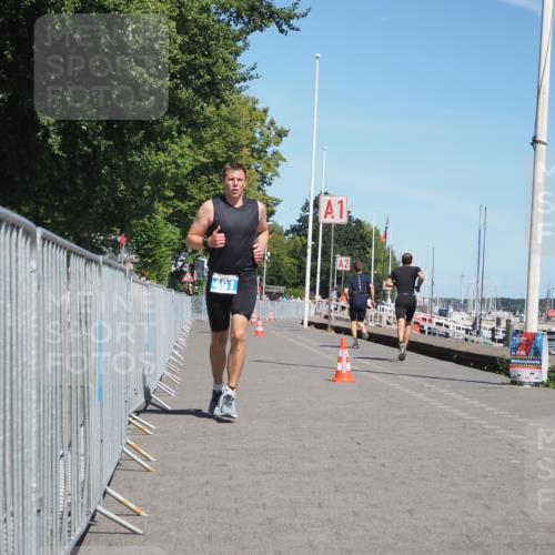 17.08.2025 - KN Förde Triathlon 2025 KatJ http://msf.ph/oto/8590937 17.08.2025 13:36:28 Laufen 491 meine-sportfotos.de