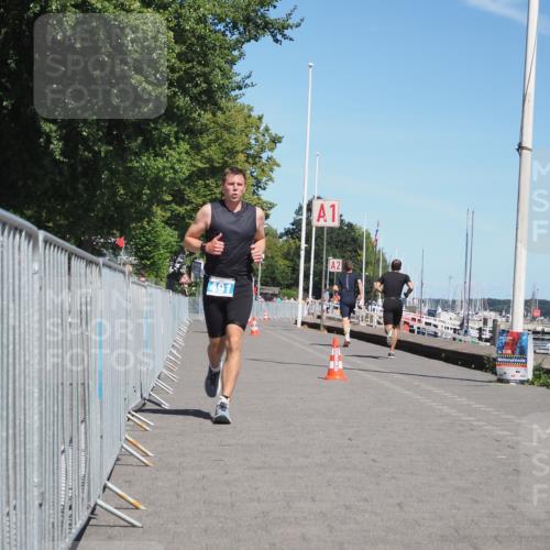 17.08.2025 - KN Förde Triathlon 2025 KatJ http://msf.ph/oto/8590941 17.08.2025 13:36:28 Laufen 491 meine-sportfotos.de