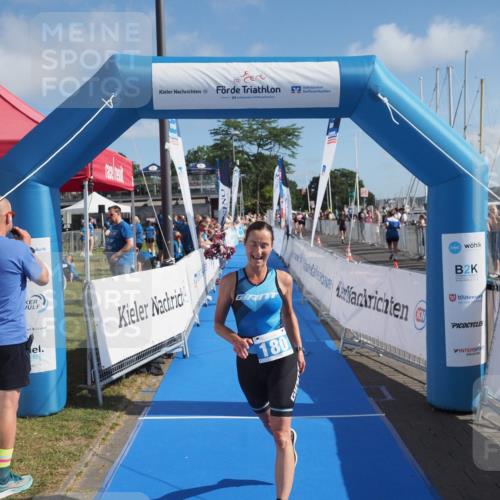 17.08.2025 - KN Förde Triathlon 2025 MichiJ http://msf.ph/oto/8590961 17.08.2025 10:32:42 Laufen 180 meine-sportfotos.de