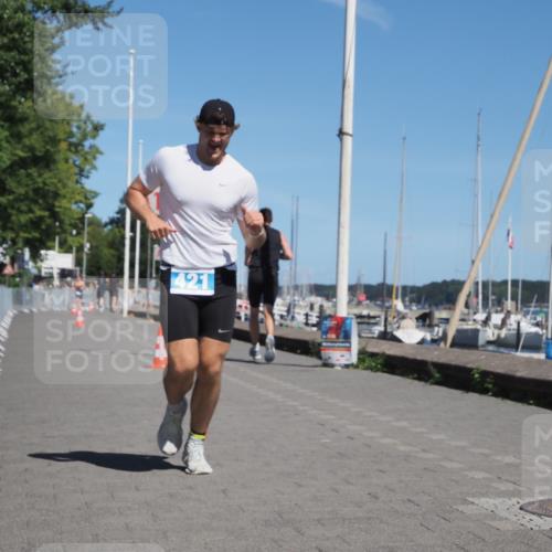 17.08.2025 - KN Förde Triathlon 2025 KatJ http://msf.ph/oto/8590981 17.08.2025 13:36:39 Laufen 421 meine-sportfotos.de