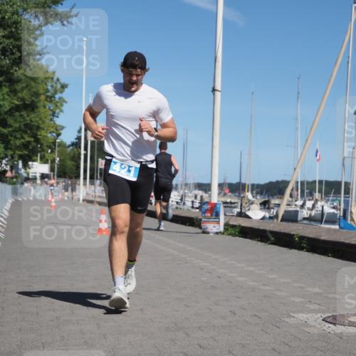 17.08.2025 - KN Förde Triathlon 2025 KatJ http://msf.ph/oto/8590987 17.08.2025 13:36:39 Laufen 421 meine-sportfotos.de