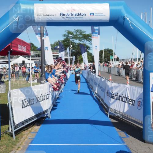 17.08.2025 - KN Förde Triathlon 2025 MichiJ http://msf.ph/oto/8591006 17.08.2025 13:50:40 Laufen 457 meine-sportfotos.de