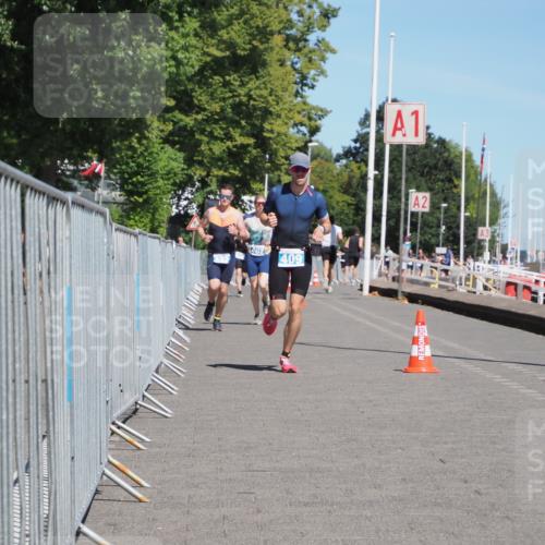 17.08.2025 - KN Förde Triathlon 2025 KatJ http://msf.ph/oto/8591058 17.08.2025 13:36:59 Laufen 402, 409, 483 meine-sportfotos.de